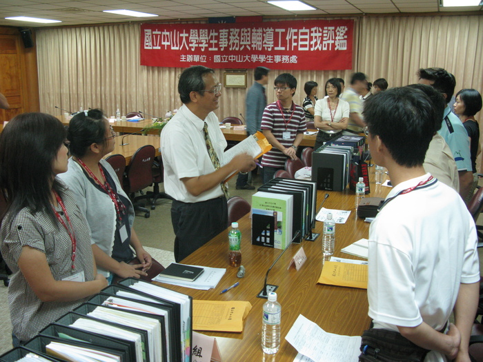 99學年度學務處自我評鑑圖片